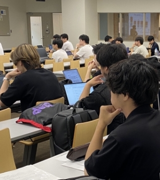 共通科目の授業風景の写真